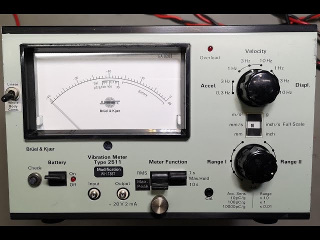 Brüel & Kjær Vibration Meter Type 2511 test teardown