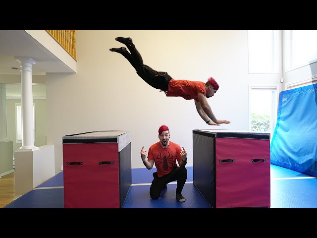 INSANE PARKOUR GYM IN HOUSE (Quarantine Flips)