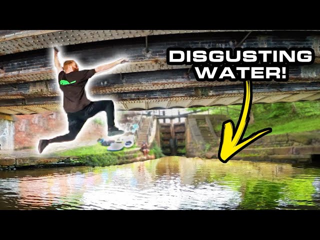 URBAN Ninja Warrior MONKEY BAR Challenge (Don't Get Wet!) 🇬🇧