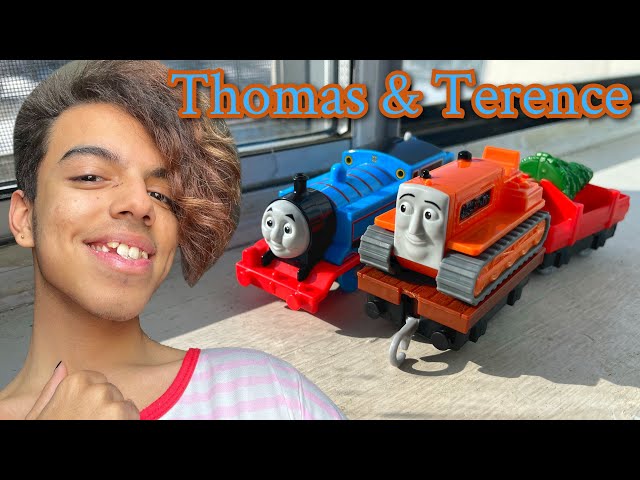 Motorized Thomas & Terence {Quick Unboxing}