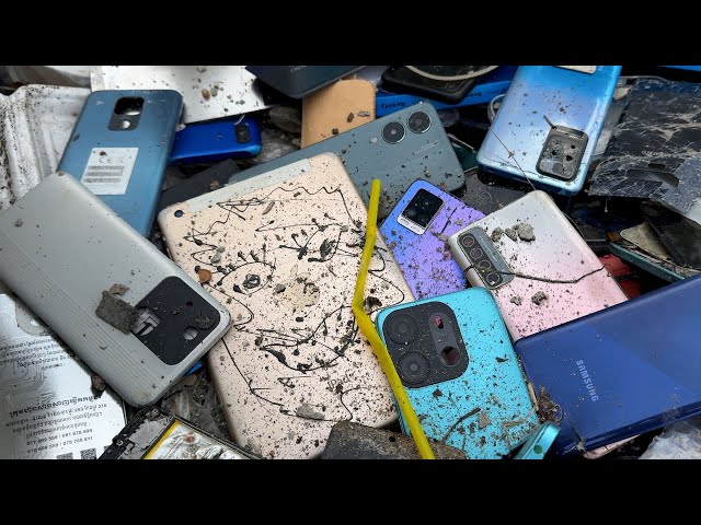 😜Great! i Found iPad mini, Many Broken Phones & More! | How To Restore Destroyed Phone