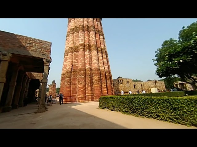 Qutub Minar 3D VR180 Video 1