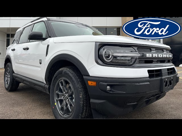 2023 Bronco Sport Big Bend 4x4 w/ Convenience Package in Oxford White Walk-Around