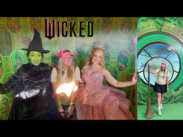 Inside NEW Wicked: The Experience at Universal Studios! Meeting Elphaba & Glinda, New Food & More💚🩷