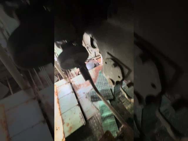 Inside a Type 63 tank in the Hai Phong Navy Museum (Part 10)