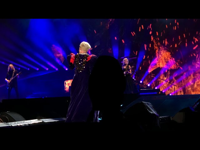 PINK - Just Like Fire (live from Vienna - Front Of Stage)