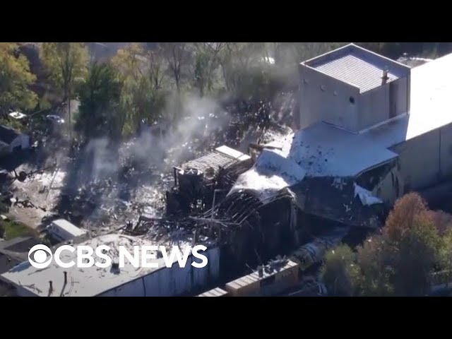 Explosion rocks Louisville, Kentucky, neighborhood