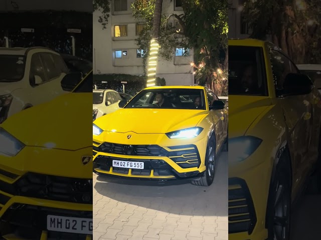 We can’t take our eyes off from Rohit Shetty's yellow car 😉💛😍