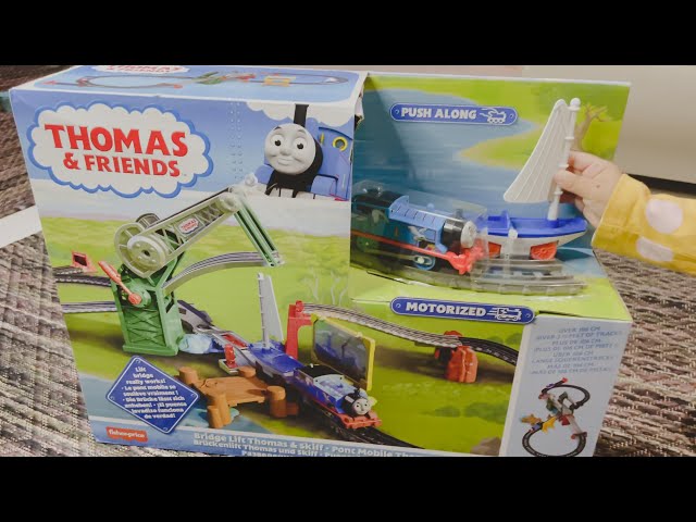 Thomas ve arkadaşları tren kafa. Thomas treni kurma. We bought Thomas& Friends train. Toys review