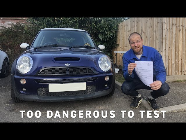 The Mini is ‘TOO DANGEROUS’ for an MOT test 😬