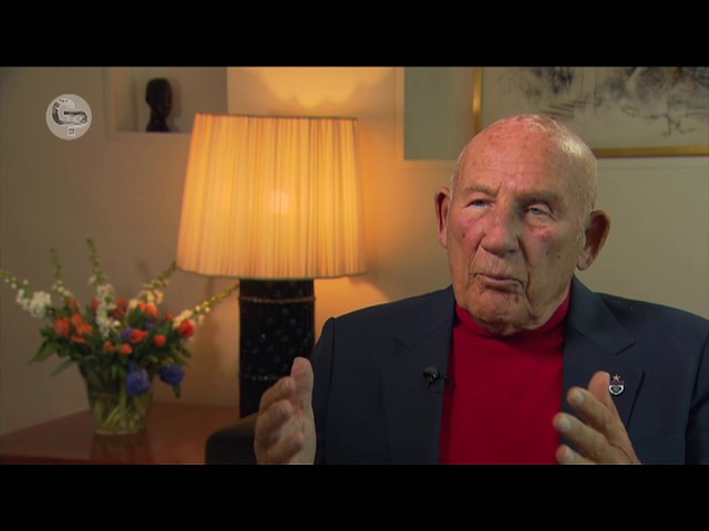 Stirling Moss talks about Zandvoort - Dutch Grand Prix - Documentary