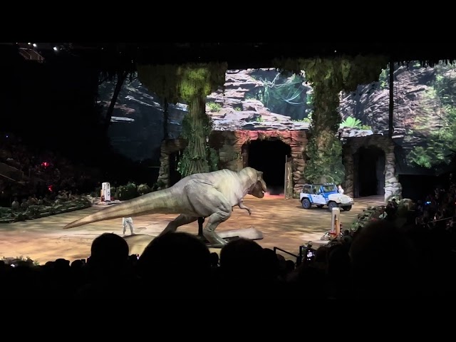 Jurassic World Live Tour 4K T-Rex scene.