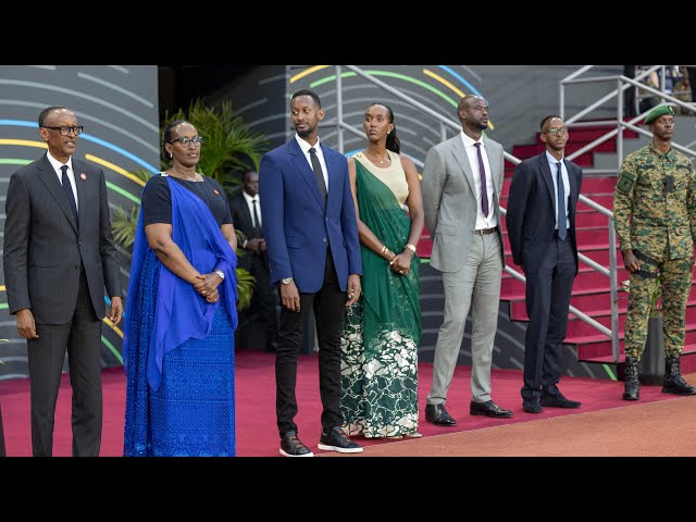 President Kagame and his family bid farewell to African leaders who attended his inauguration