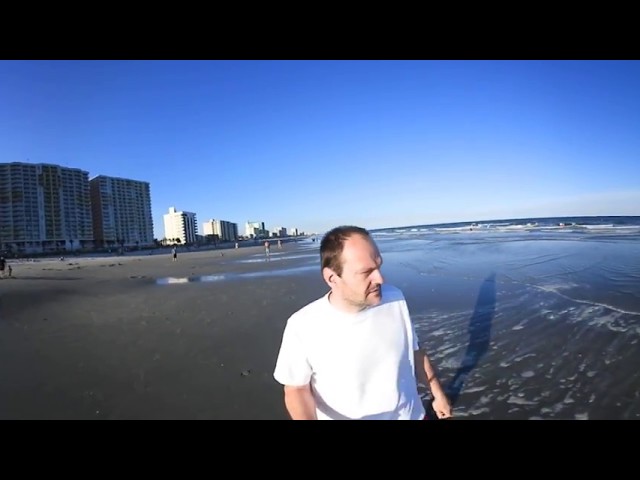 Walking on the Beach 360 Degree VR