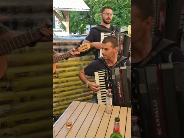 KAD SUZE NAJAVE KRAJ #SVIRAČI OKOLICE SLUNJA-MALO DRUŽENJE #zabava #ljubav #music #.