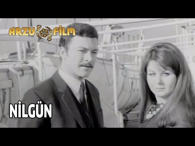 Nilgün | Kartal Tibet & Fatma Girik & Münir Özkul - Siyah Beyaz Filmler