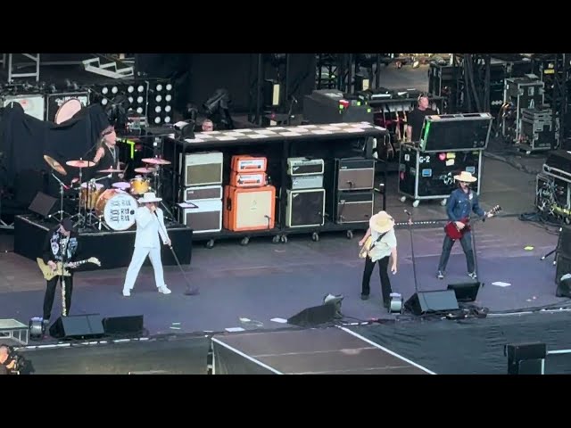 Cheap Trick ~ 01 Dream Police ~ 09-04-2024 Live at T-Mobile Park in Seattle, WA