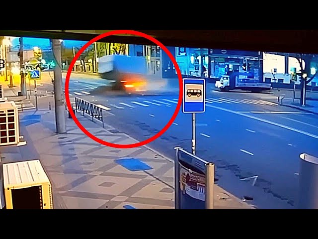 Dashcam Russia 2022 - Car Crash Compilation 2022 - Russian Car Crash -Russian Road Rage 2022