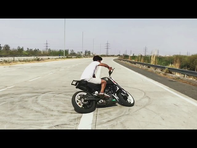 Drifting on ktm duke