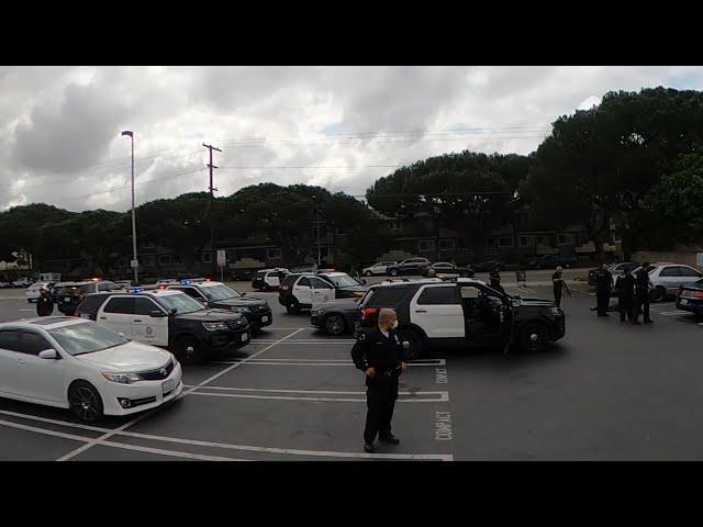 PART 2/3 Half of #LAPD show up for a guy with a gun. Spoiler alert there was no gun. (360° VIDEO)