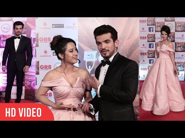 Arjun Bijlani with Aalisha Panwar at 17th Indian Television Academy Awards 2017 | ITA Awards 2017