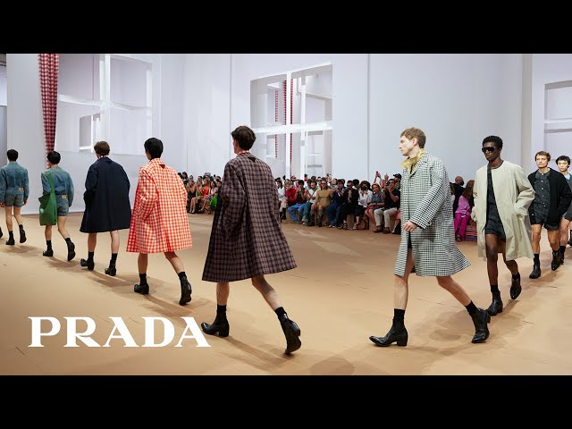 A 360° experience into Prada Spring Summer 2023 Menswear Collection