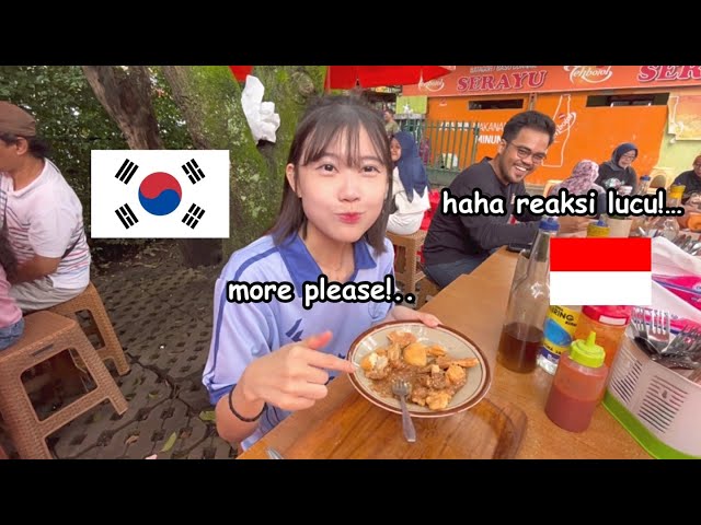 Korean girl can’t stop eating Indonesia 🇮🇩 Street Food!