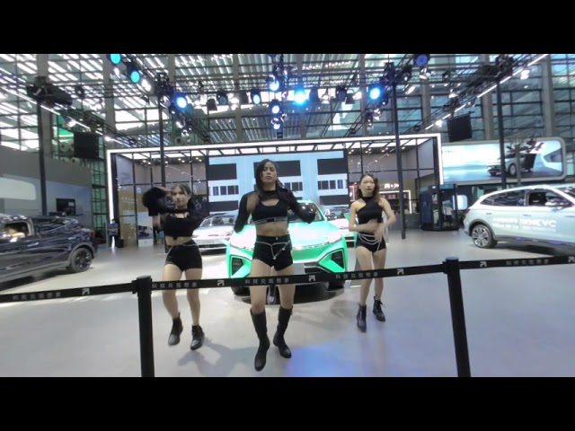 Hot dance during ShenZhen Oct. 1st Autoexpo - VR180 3D 5k