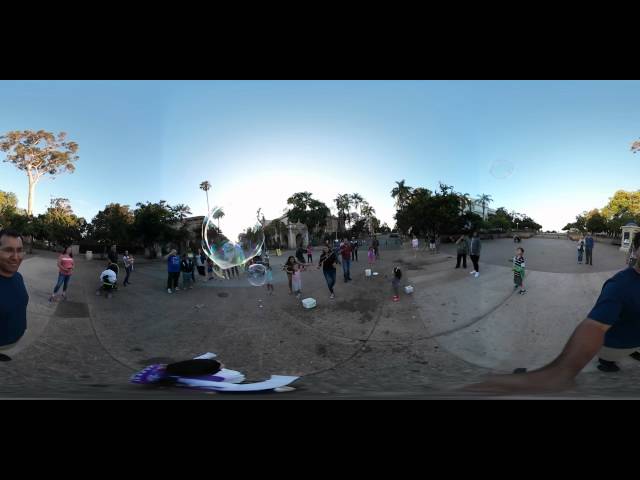 Giant soap bubbles at Balboa park