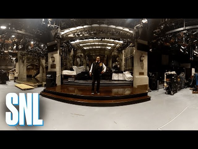 Charles Barkley's 360° Tour of Studio 8H - SNL